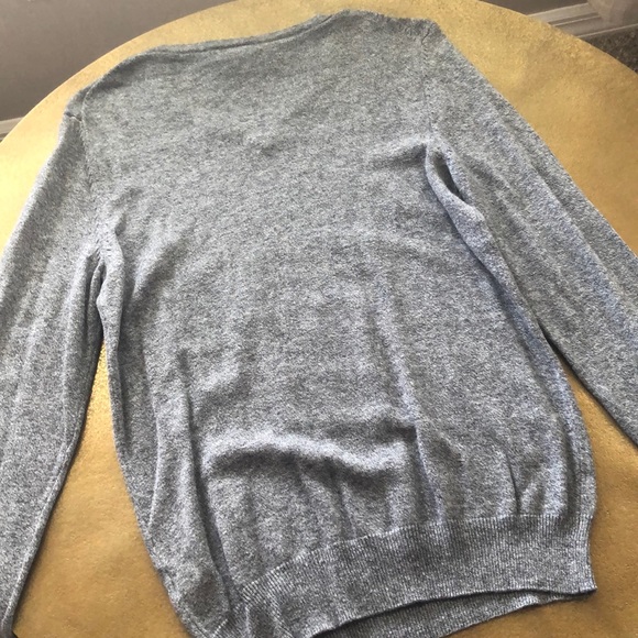 H&M Sweater - Picture 4 of 4